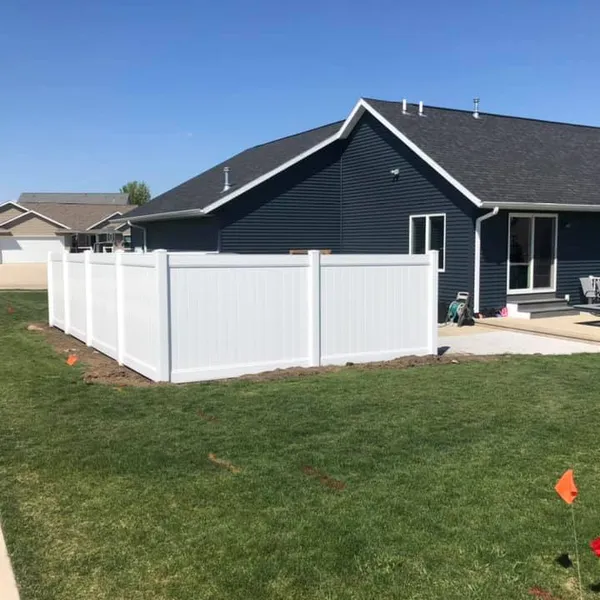 completed vinyl-fencing project