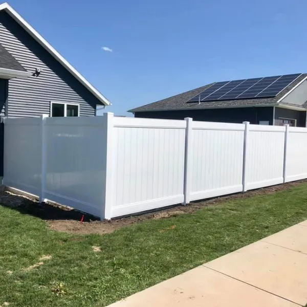 completed vinyl-fencing project
