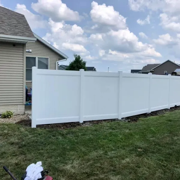 completed vinyl-fencing project
